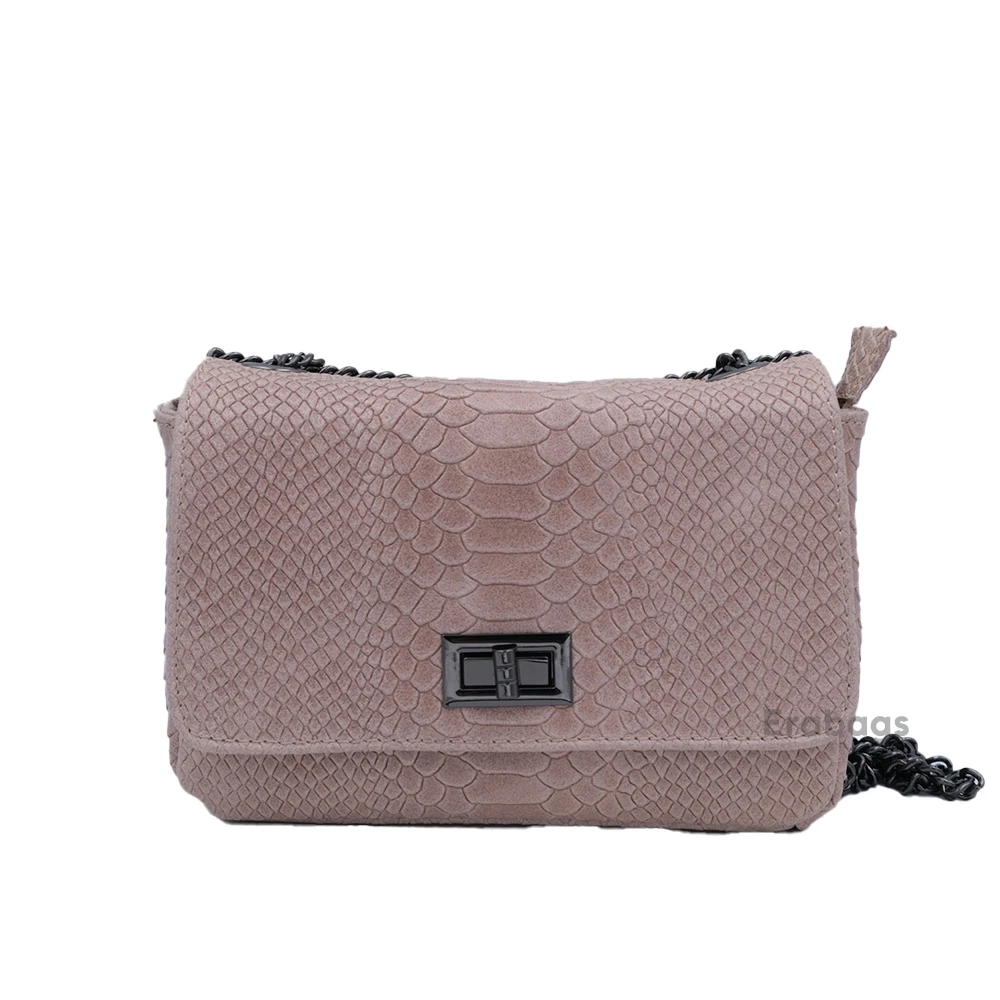 leather_bag_9_202507201547.webp