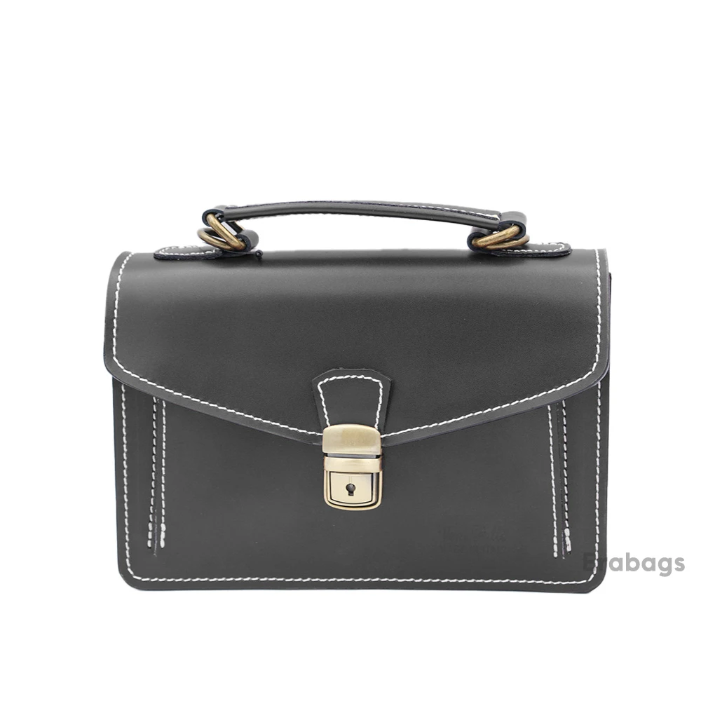 leather_bag_11_202507232154.webp