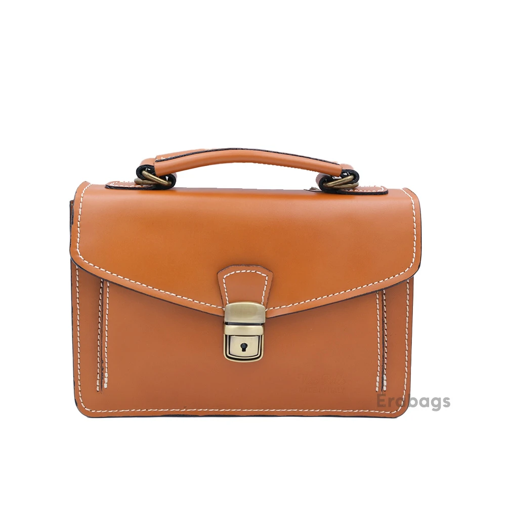 leather_bag_1_202507232118.webp