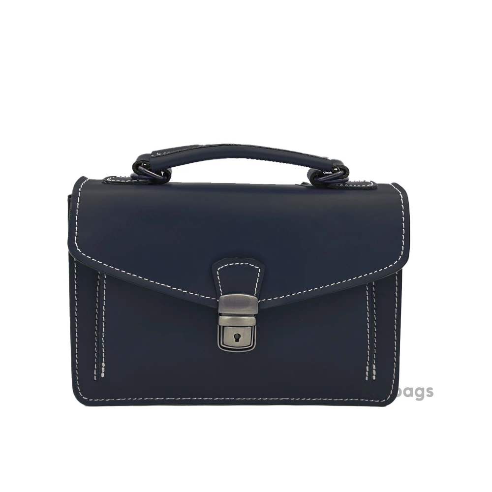 leather_bag_2_202507232155.webp