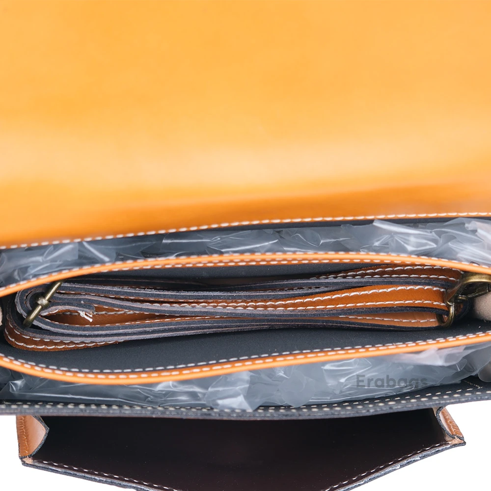 leather_bag_4_202507232118.webp