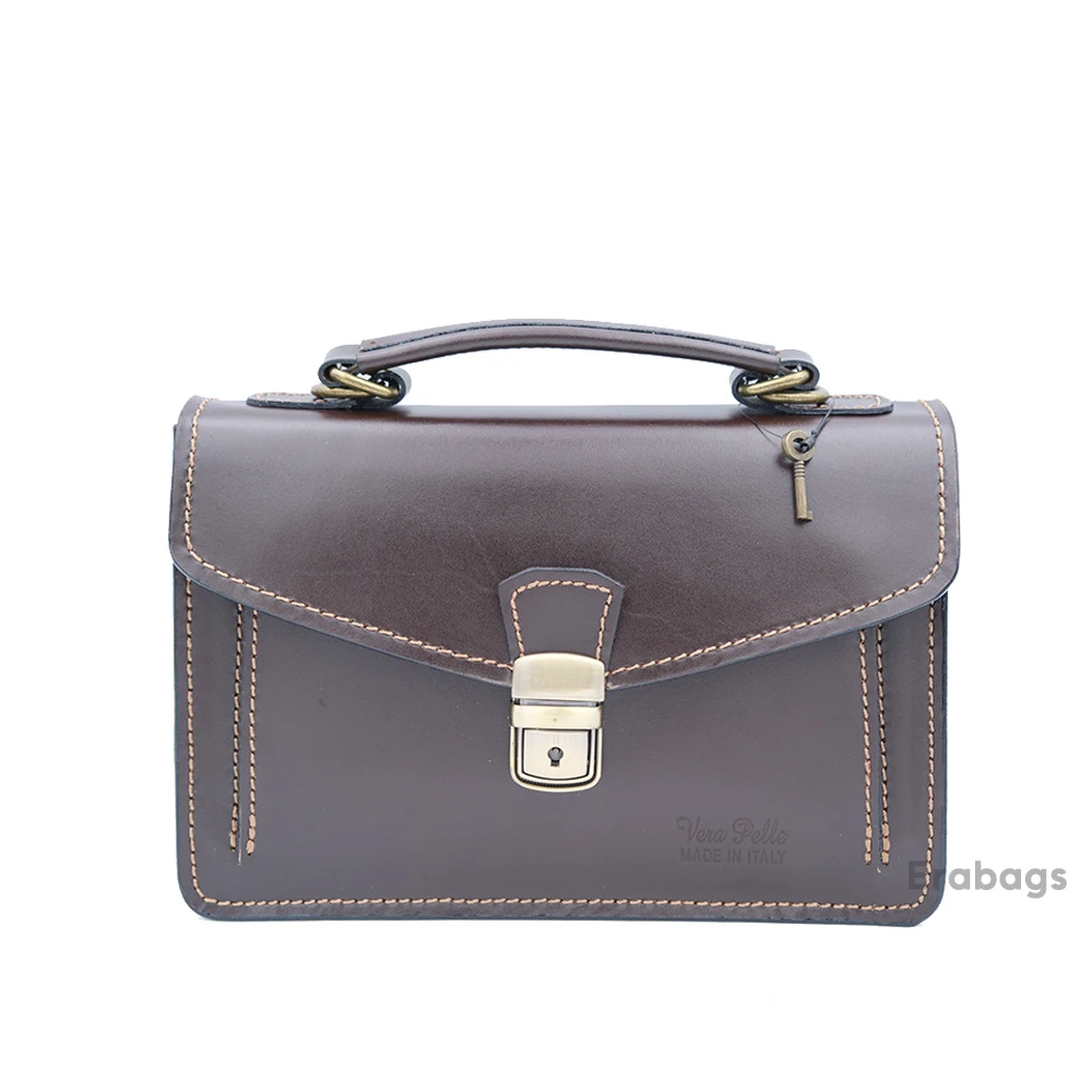 leather_bag_7_202507232118.webp