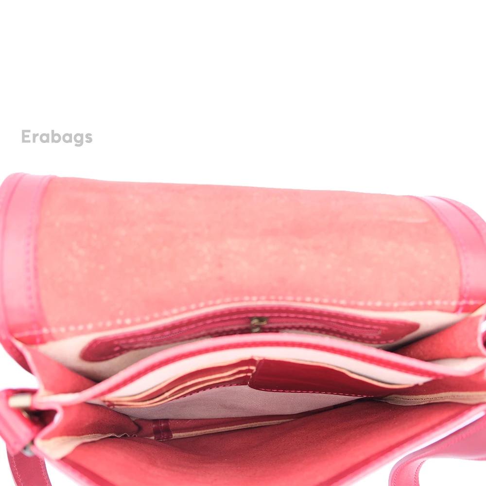 leather_bag_4_202507242241.webp