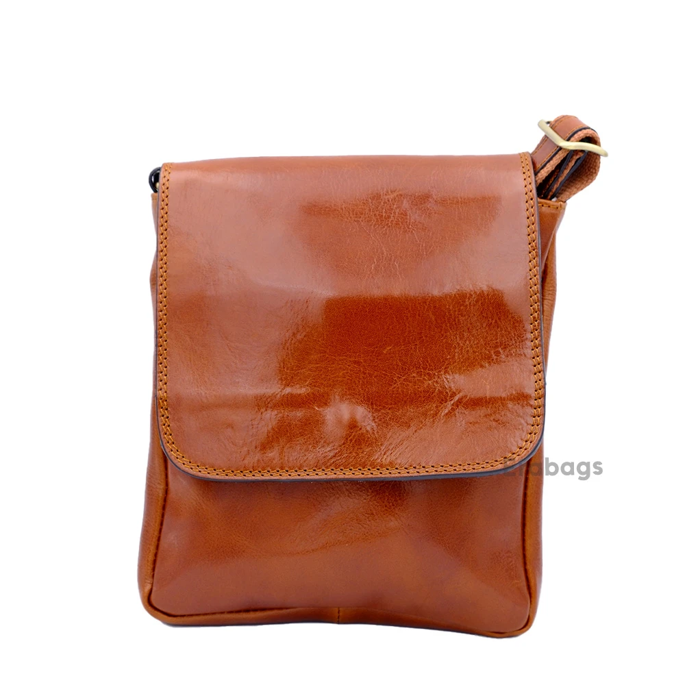 leather_bag_5_202507242252.webp