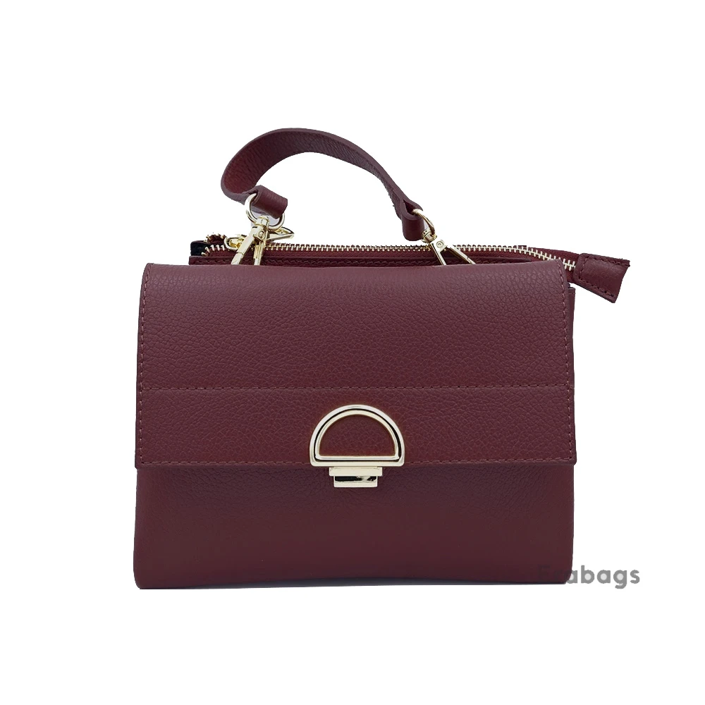 leather_bag_1_202507251958.webp
