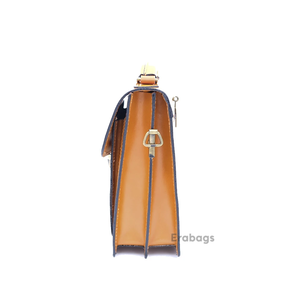 leather_bag_2_20250725_1643.webp