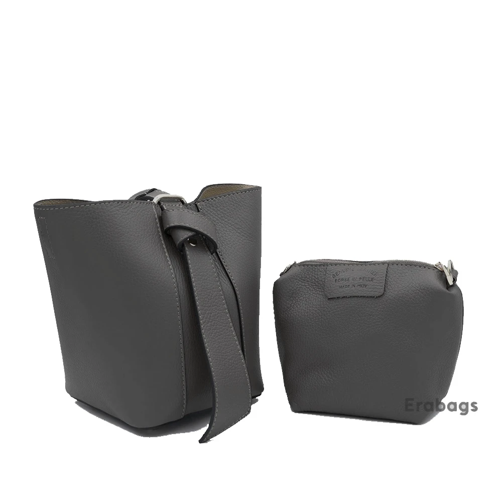 leather_bag_5_202507252140.webp