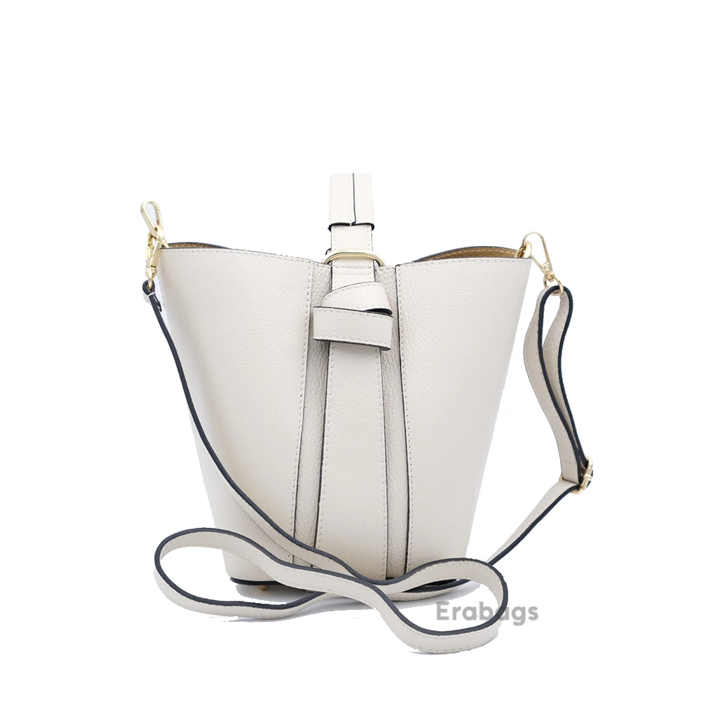 leather_bag_7_20250725_1818.webp
