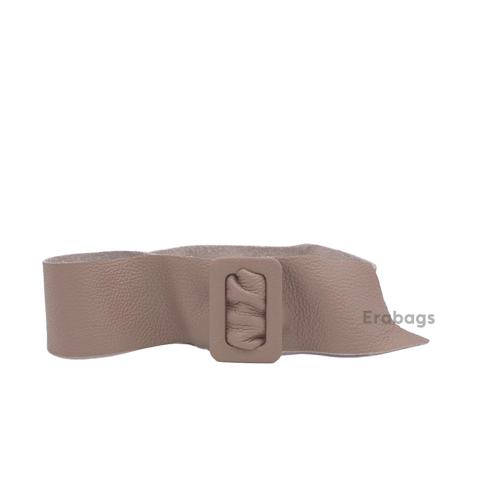 leather_bag_2_202507262128.webp