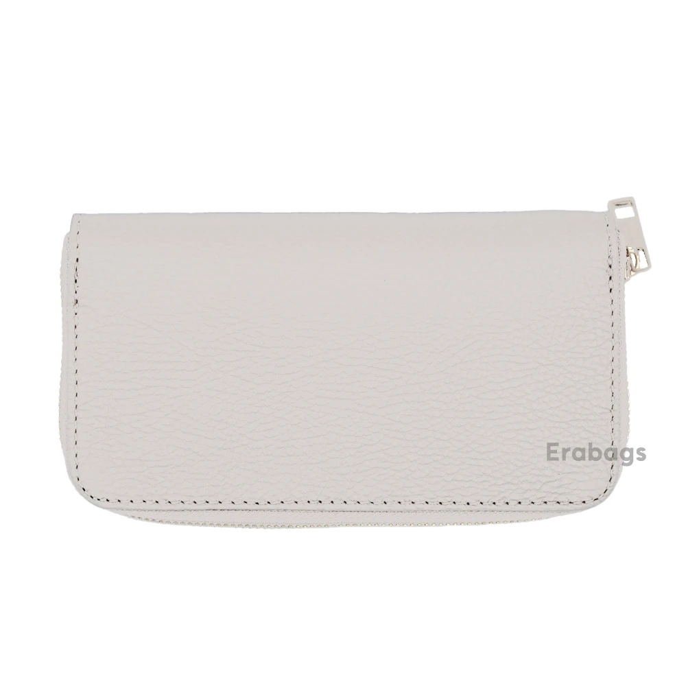leather_bag_3_202507262229.webp