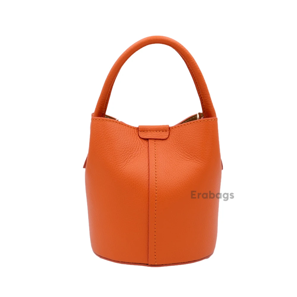 leather_bag_4_20250727_1528.webp