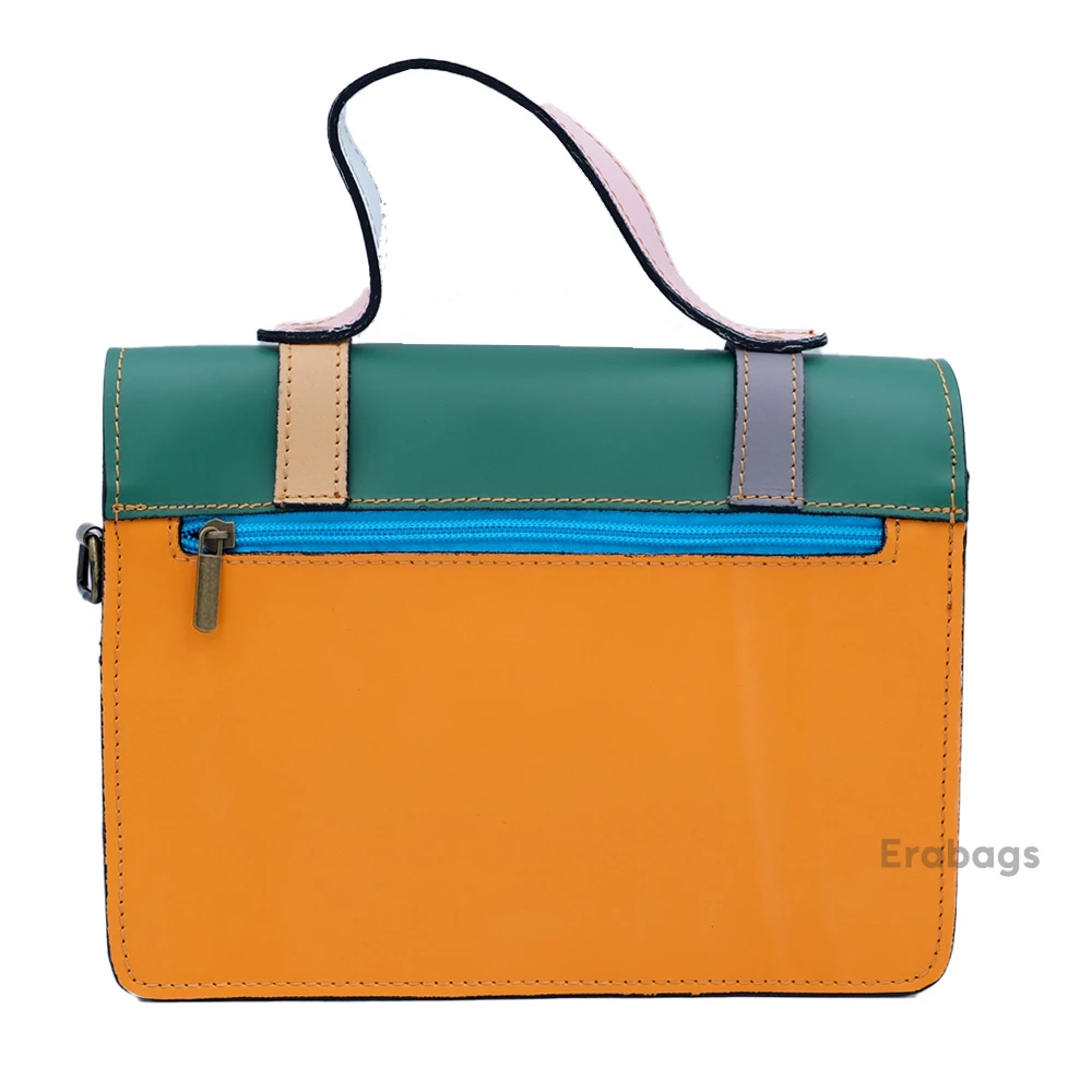 leather_bag_2_202507272347.webp