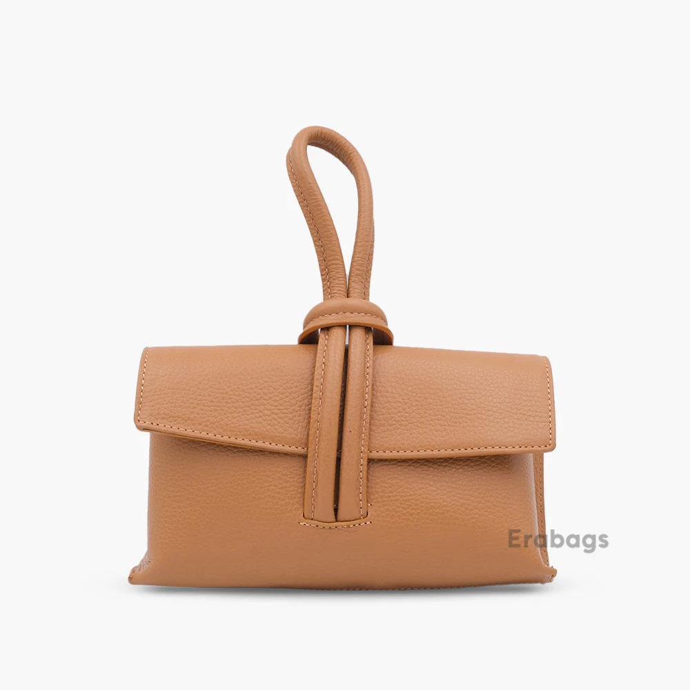 leather_bag_2_20250730_1333.webp