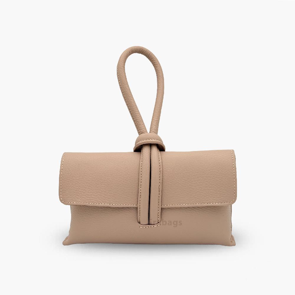 Handbag in Genuine Leather Made in Italy FD2220