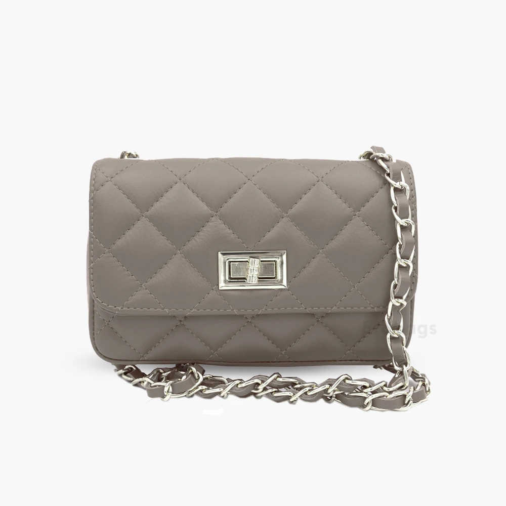 leather_bag_16_202508012341.webp