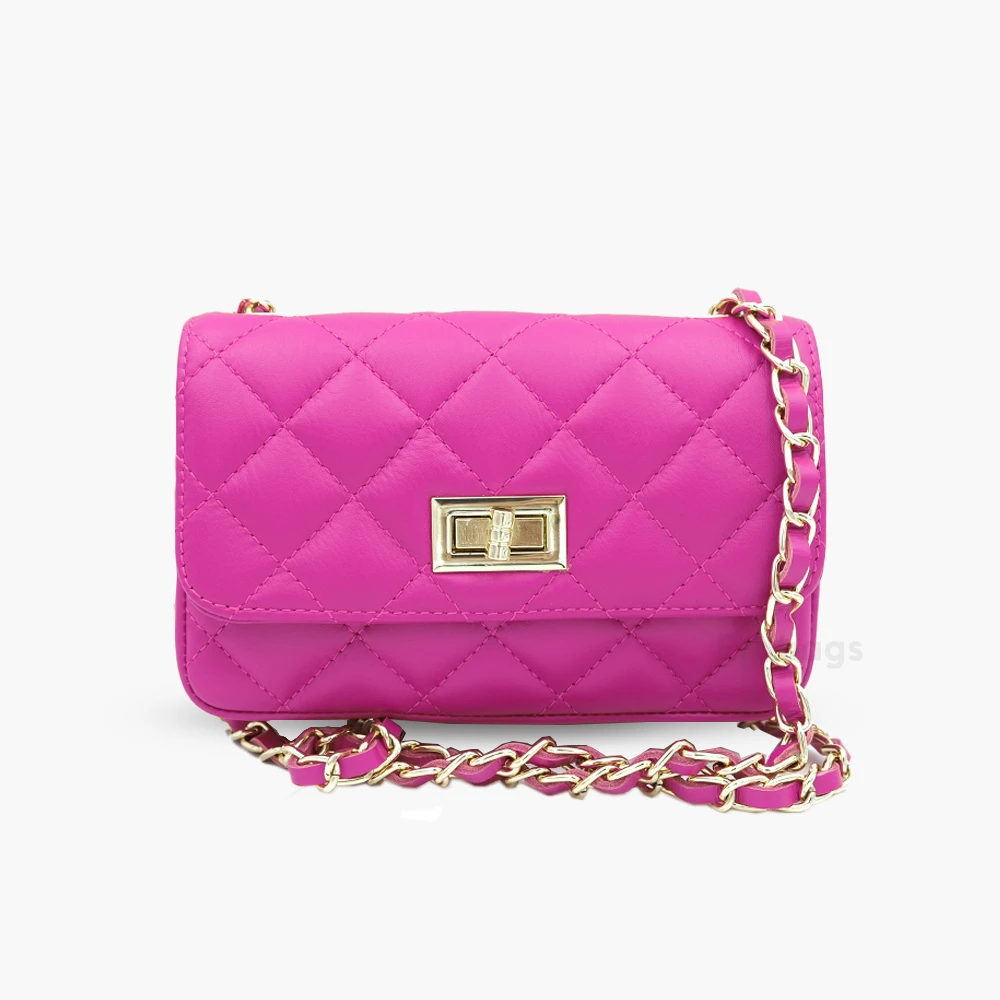 leather_bag_7_202508012341.webp