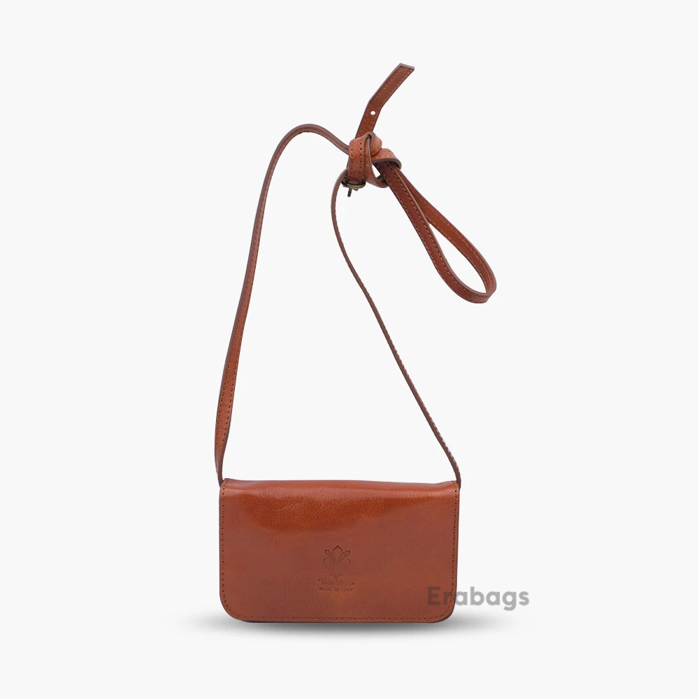leather_bag_1_20250802_1758.webp