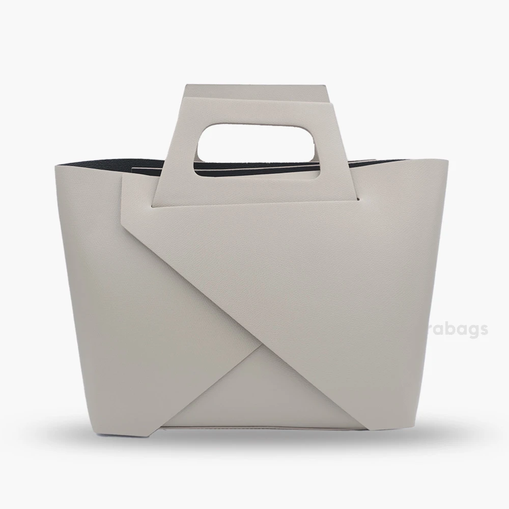 leather_bag_19_202508070029.webp