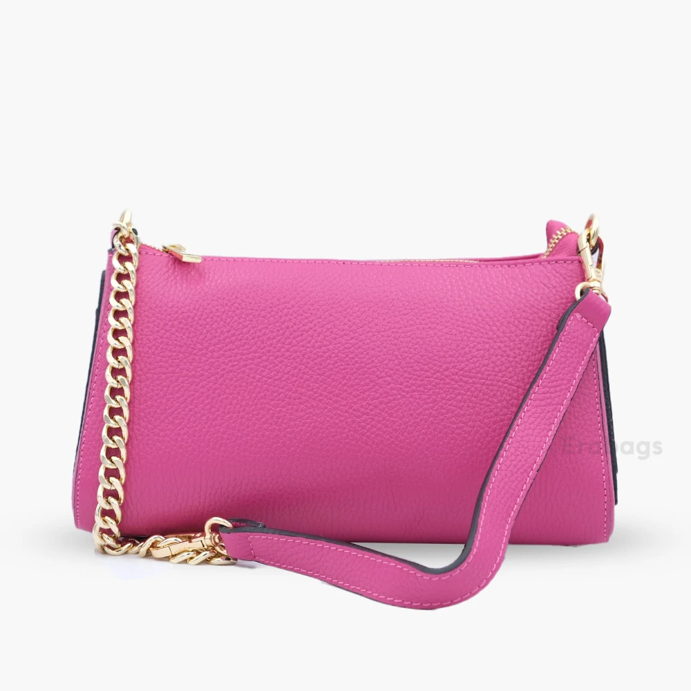 leather_bag_10_202508071440.webp