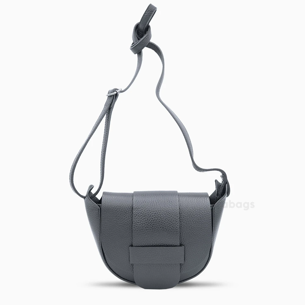 leather_bag_3_20250903_1404.webp